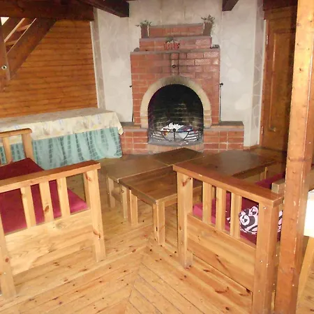 Kuivoja Center krevet i doručak 3*